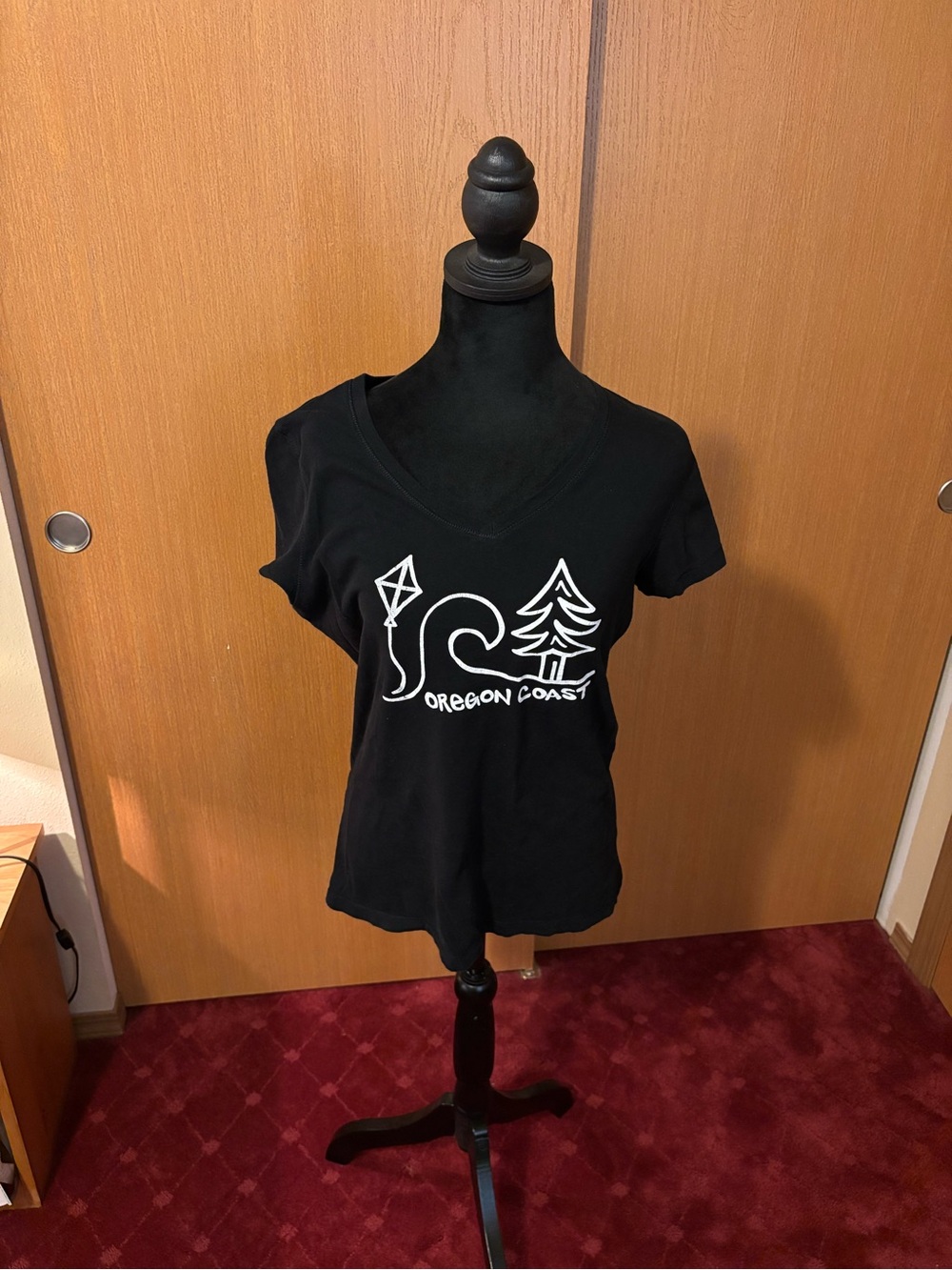 Black "Oregon Coast" Graphic V-Neck Tee